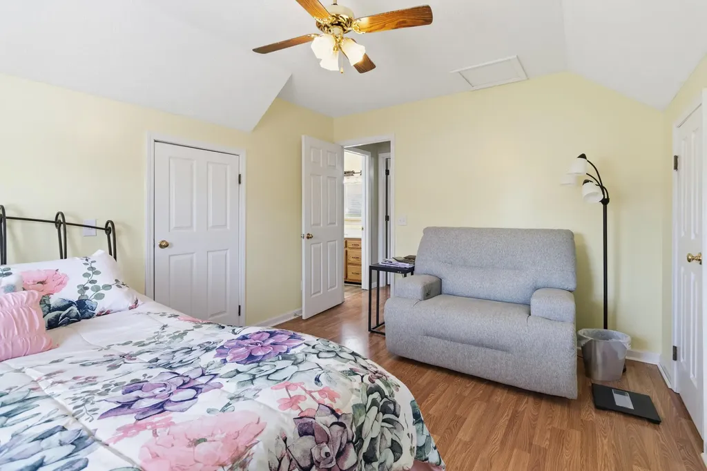78 Francie Boulevard Monticello KY 42633