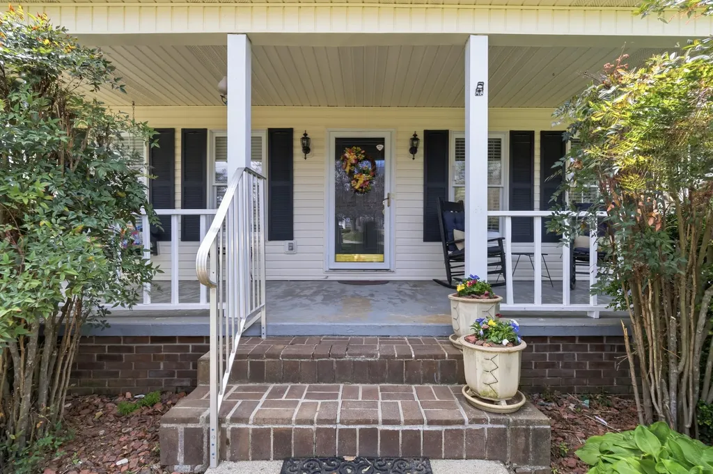 78 Francie Boulevard Monticello KY 42633