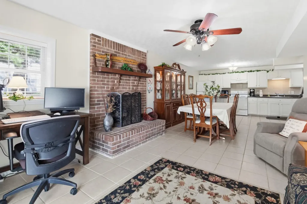 78 Francie Boulevard Monticello KY 42633