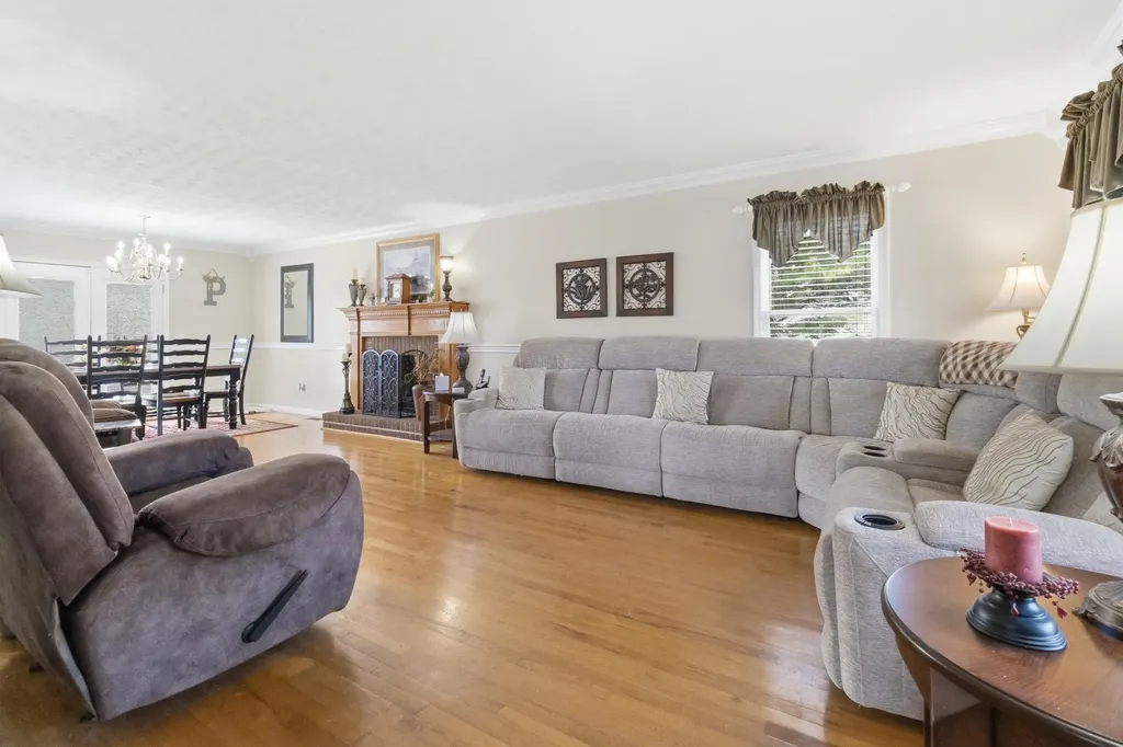 78 Francie Boulevard Monticello KY 42633