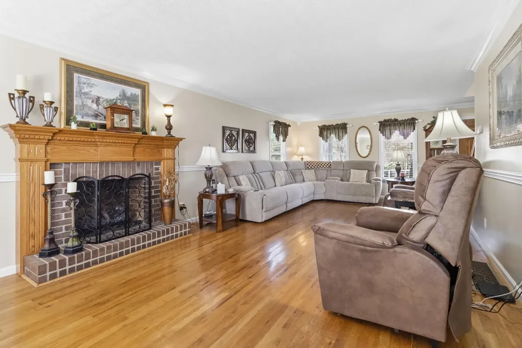 78 Francie Boulevard Monticello KY 42633