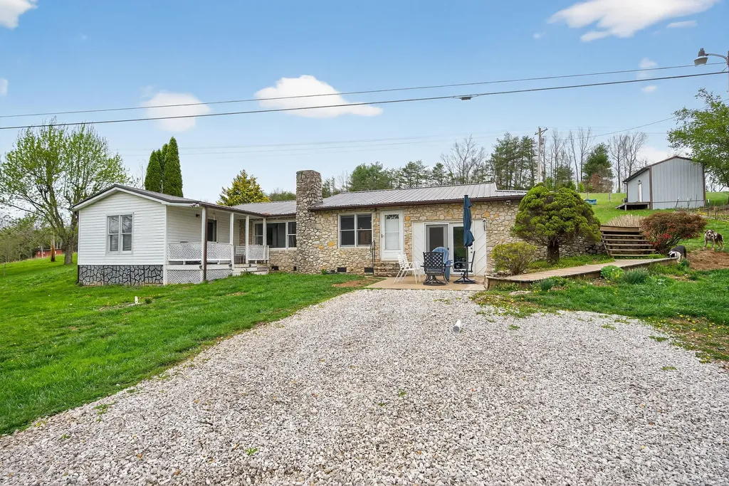 1341 State Highway 772 Ezel KY 41425