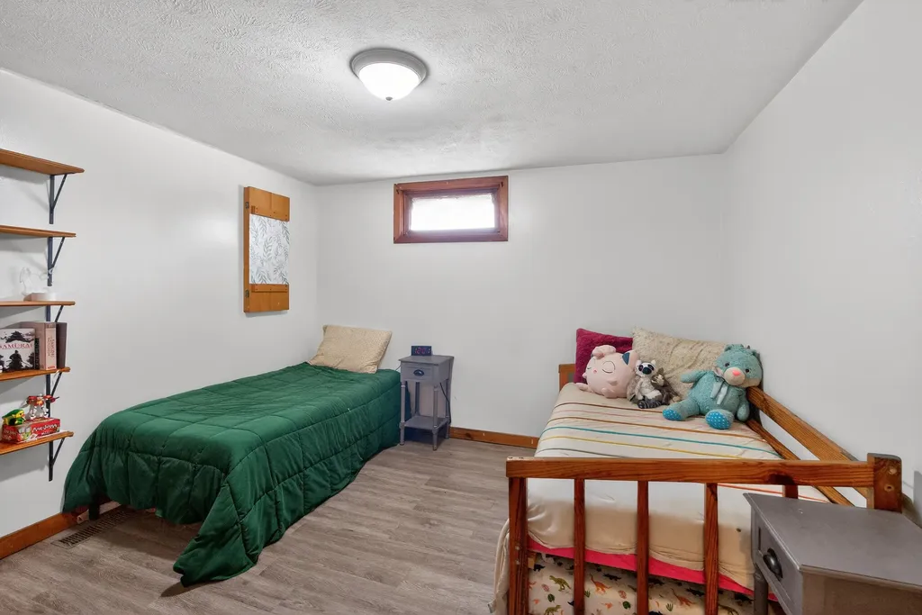 1341 State Highway 772 Ezel KY 41425