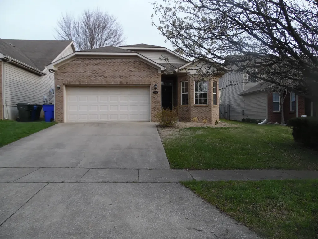 3005 Roundway Down Lane Lexington KY 40509