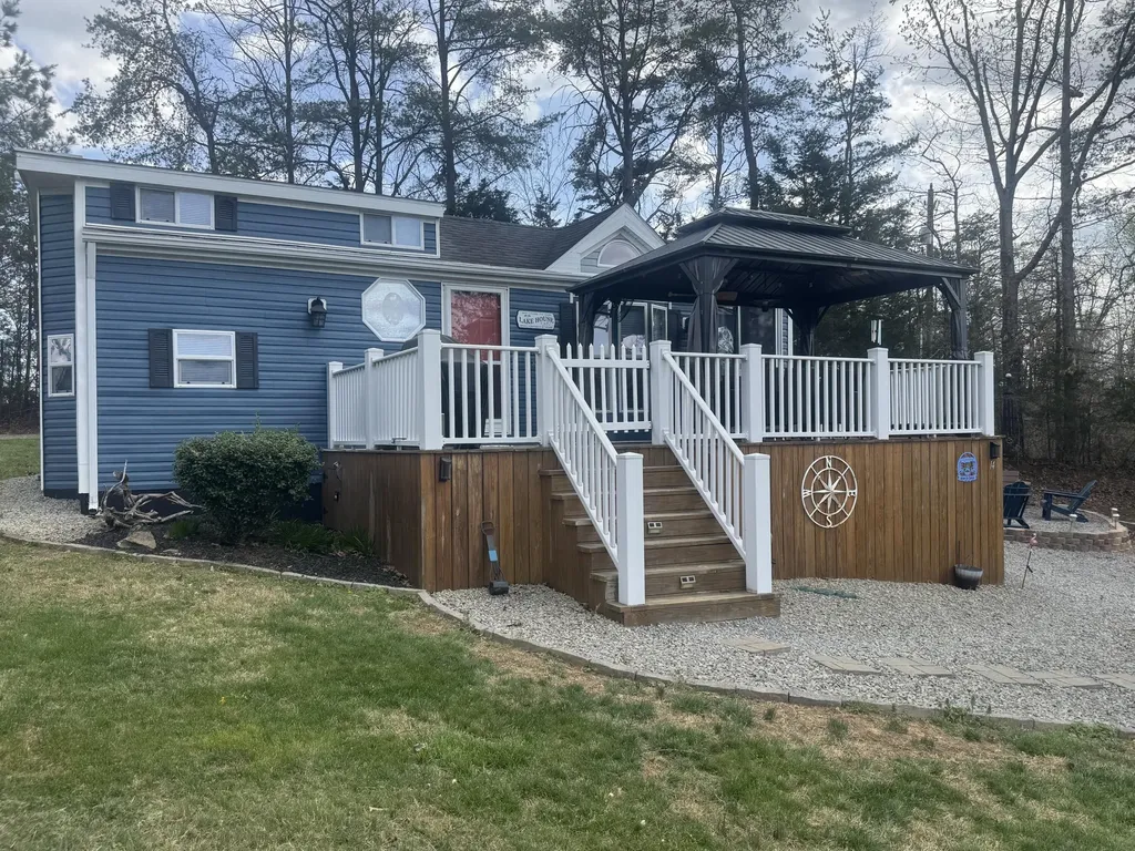 851 S Main Street Jamestown KY 42629