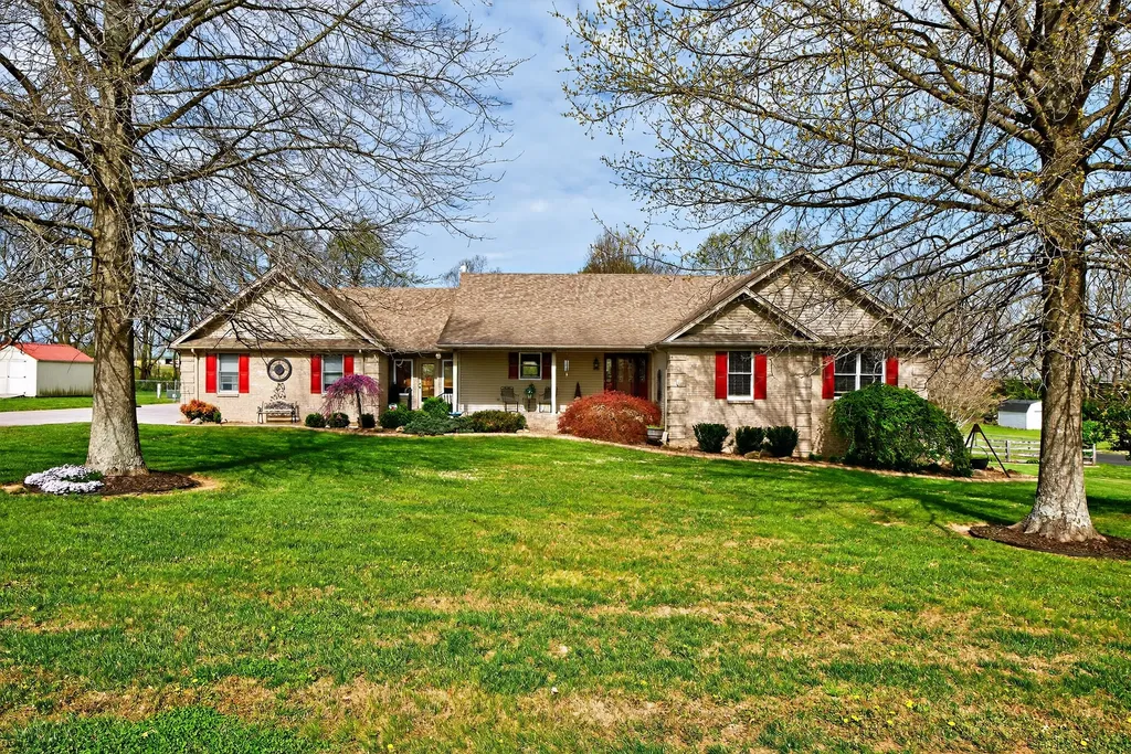 113 Greystone Drive Nicholasville KY 40356