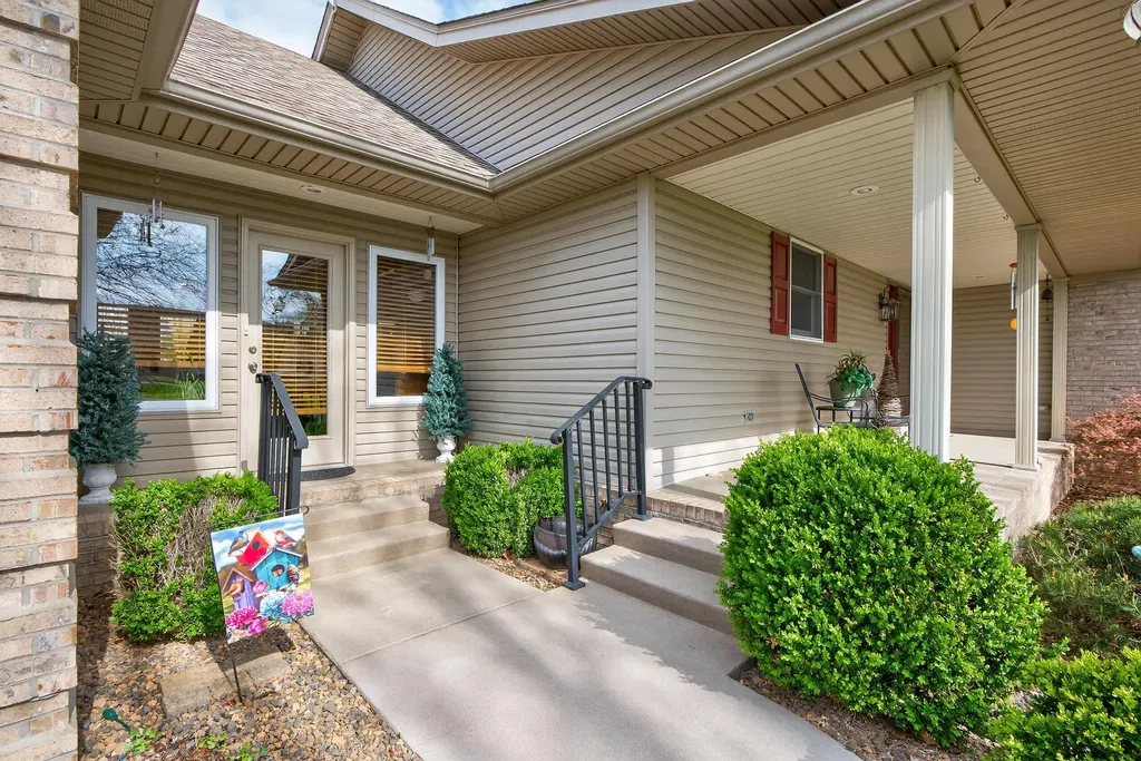 113 Greystone Drive Nicholasville KY 40356