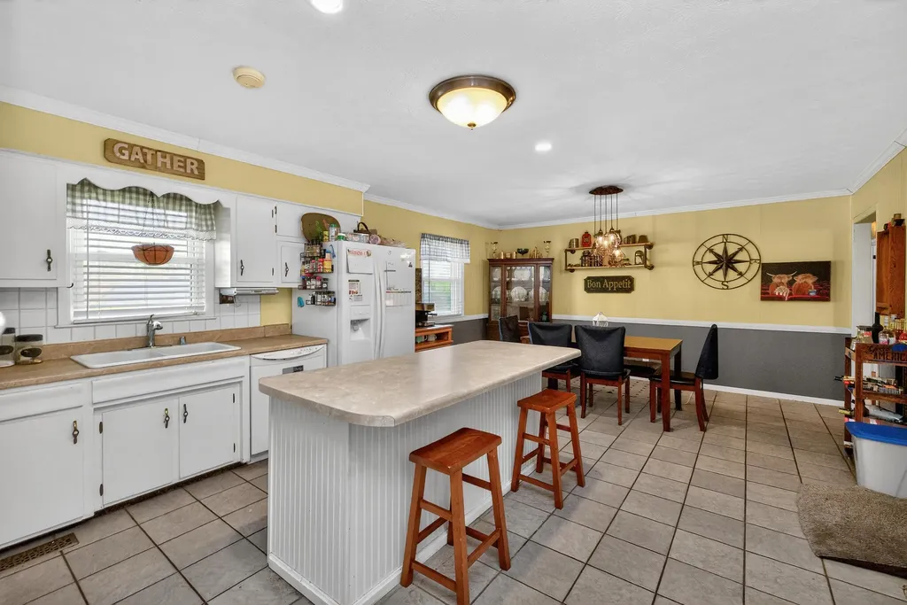 354 Mark Avenue Danville KY 40422
