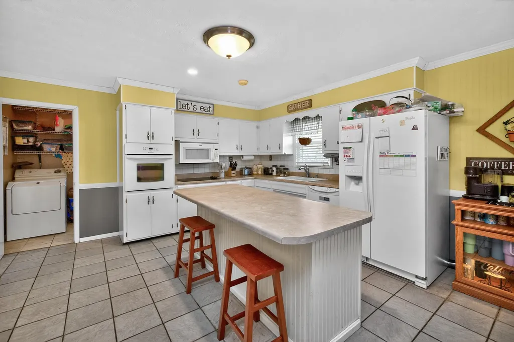 354 Mark Avenue Danville KY 40422