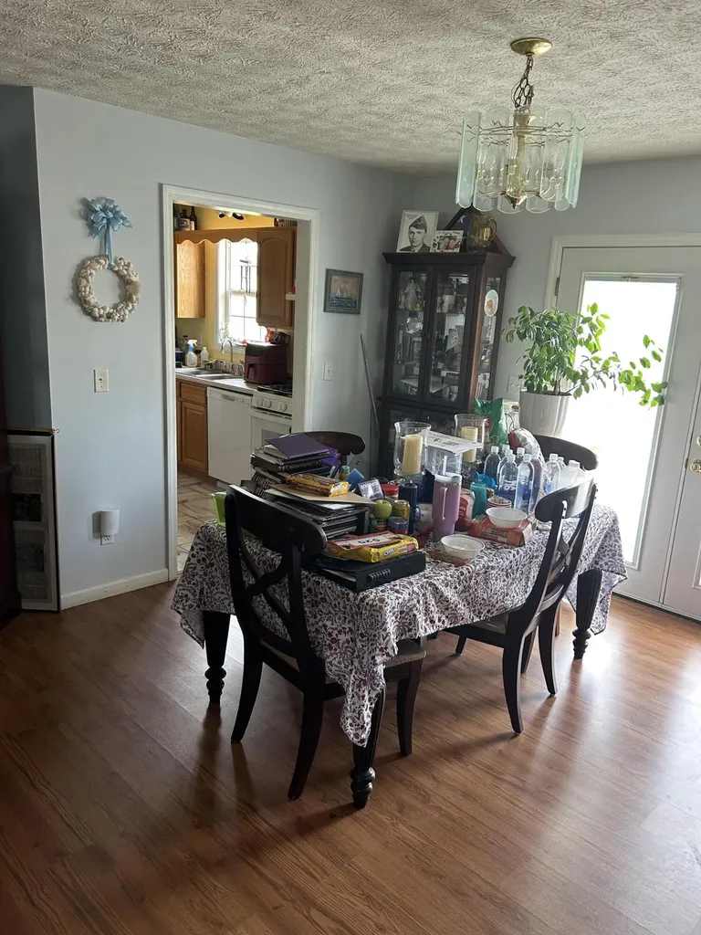 90 Deborah Lane Lily KY 40740