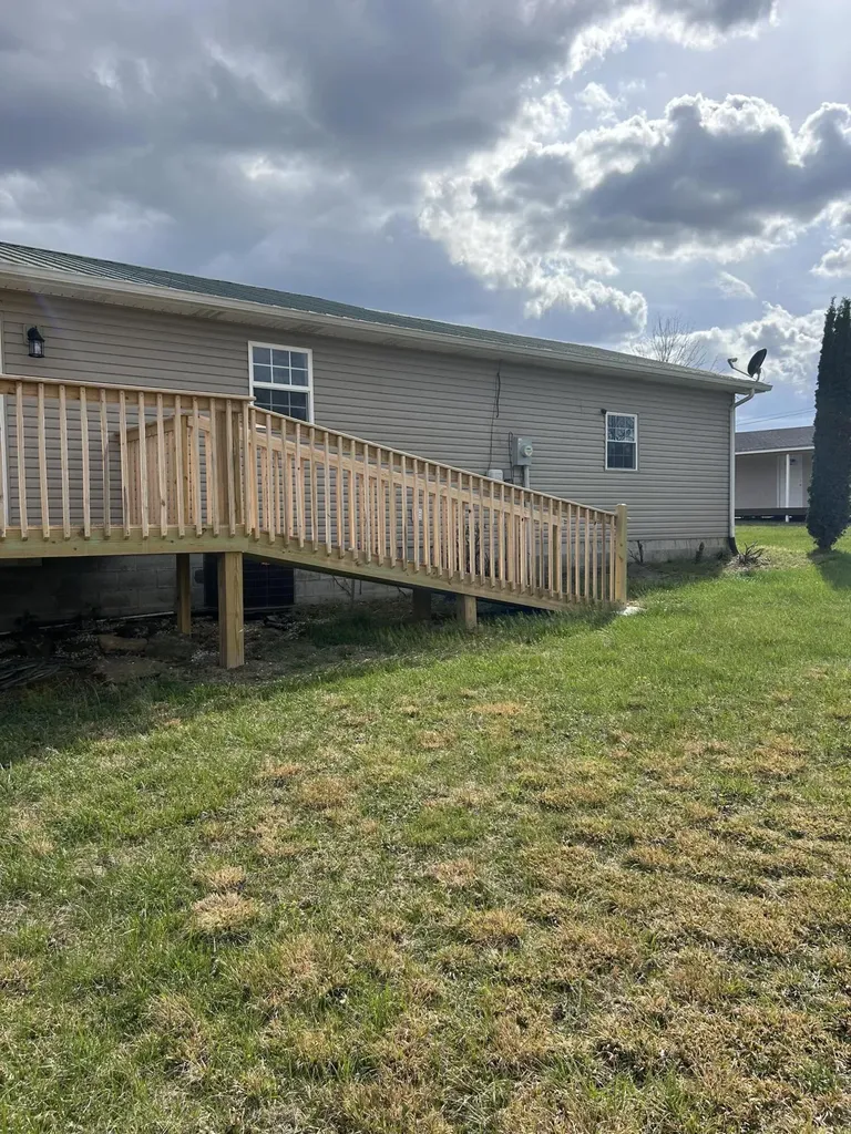 90 Deborah Lane Lily KY 40740