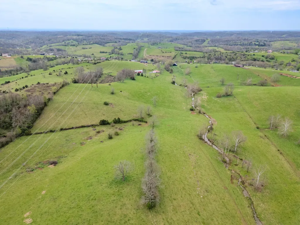 2996/3056 Irvine Road Winchester KY 40391