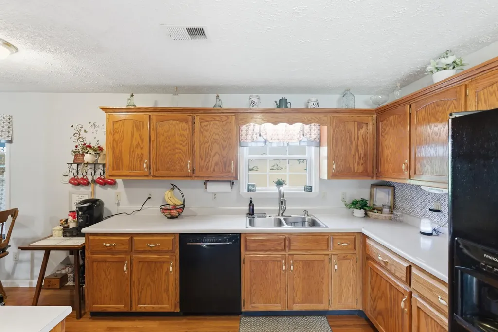 122 Raven Drive Berea KY 40403