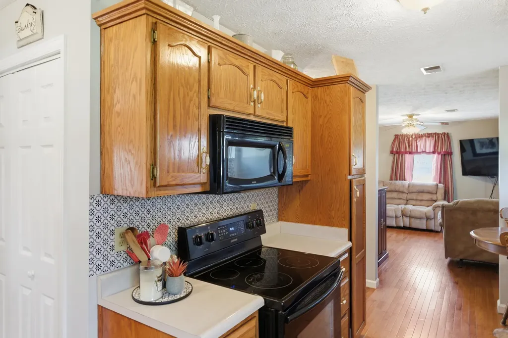 122 Raven Drive Berea KY 40403
