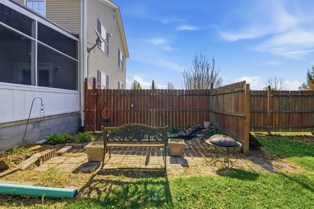 122 Raven Drive Berea KY 40403