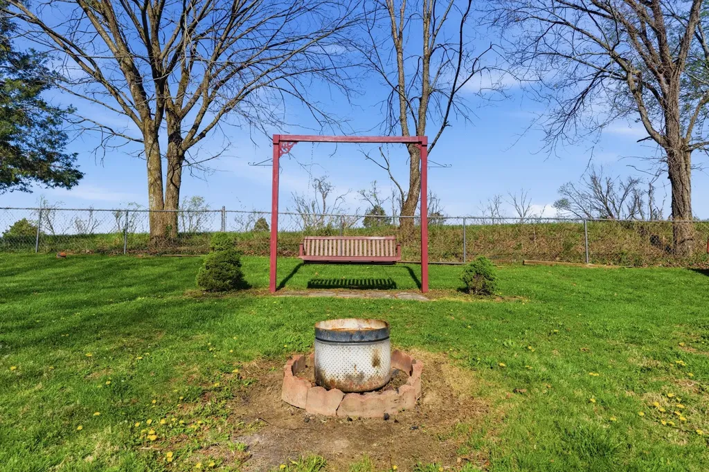122 Raven Drive Berea KY 40403