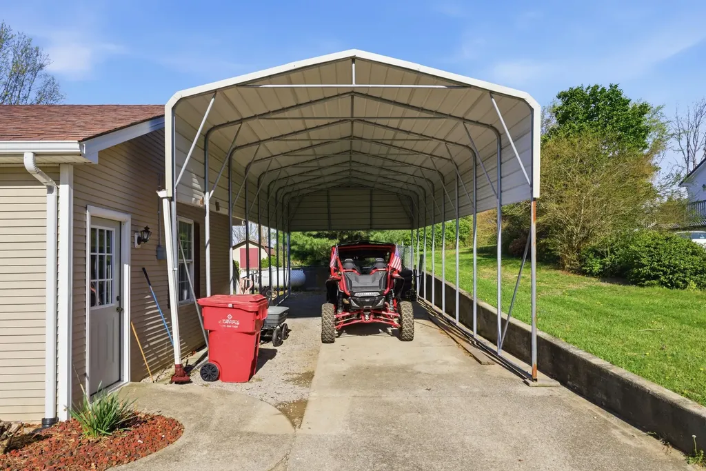 122 Raven Drive Berea KY 40403