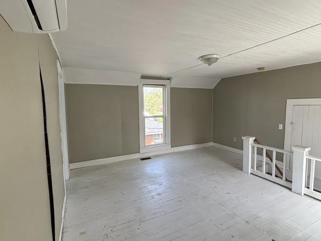 307 W Main Street Burgin KY 40310