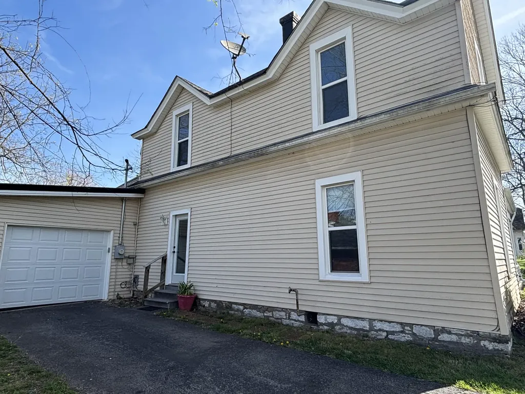 307 W Main Street Burgin KY 40310