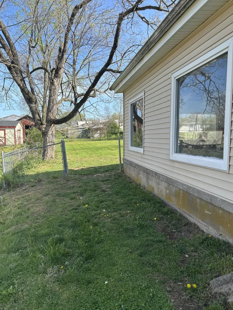 307 W Main Street Burgin KY 40310