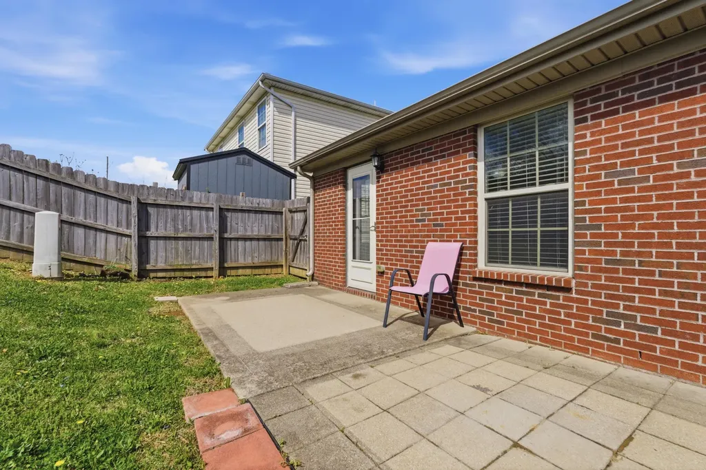 504 Rain Garden Way Lexington KY 40511