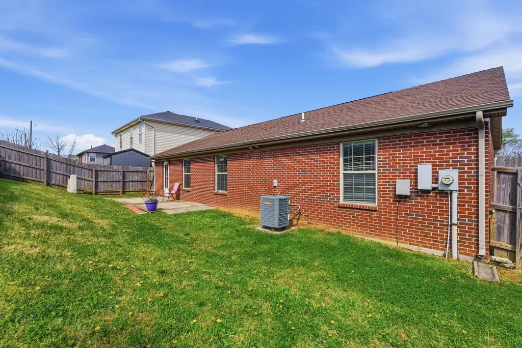 504 Rain Garden Way Lexington KY 40511