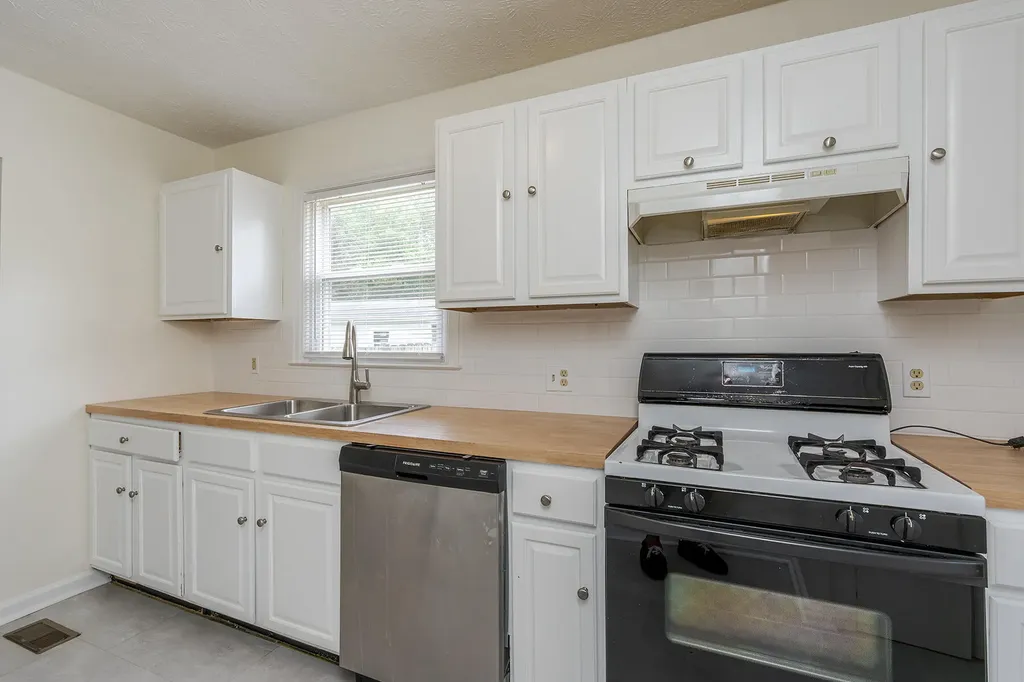 649 Mitchell Avenue Lexington KY 40504