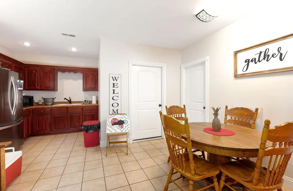 575 Sunset Boulevard Monticello KY 42633