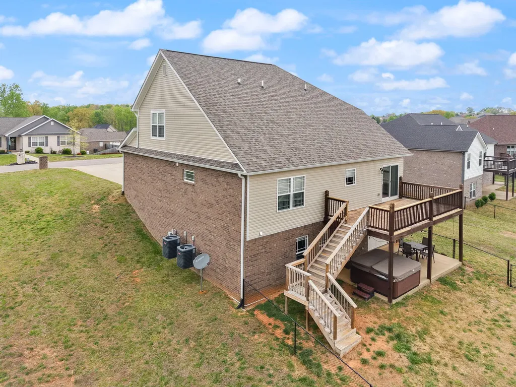 413 Natures Valley Drive Somerset KY 42503