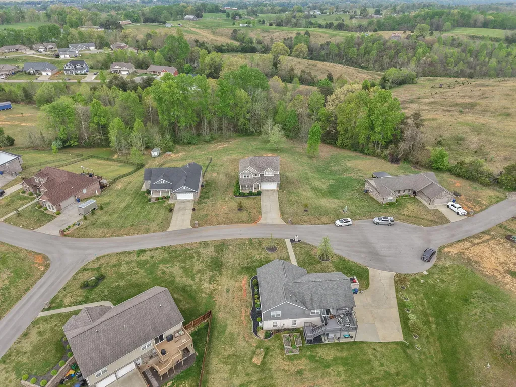 413 Natures Valley Drive Somerset KY 42503