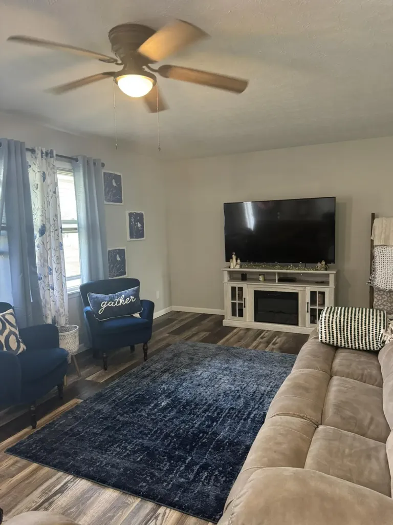 146 Grand Avenue Glasgow KY 42141