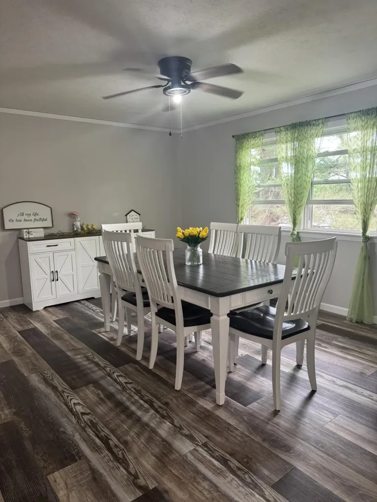 146 Grand Avenue Glasgow KY 42141