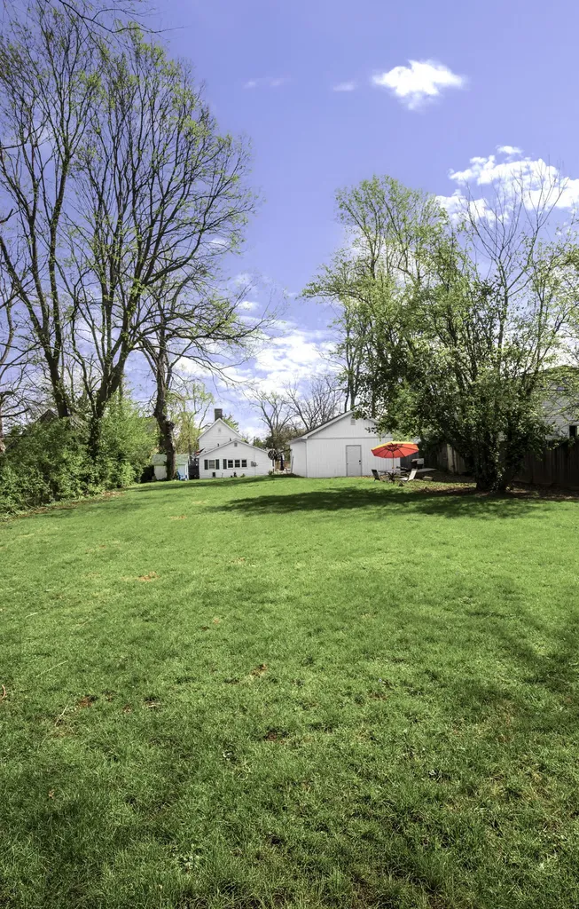361 S Main Street Versailles KY 40383