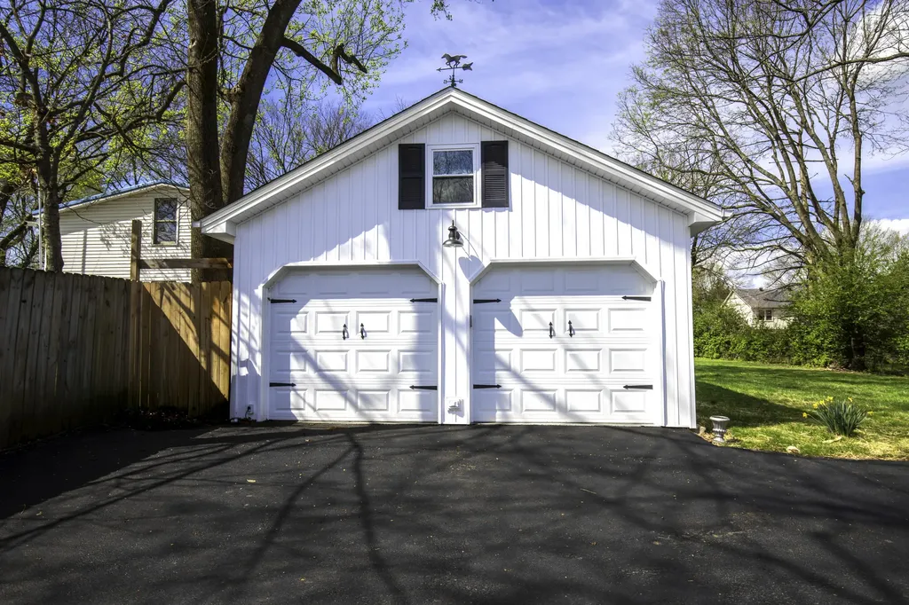361 S Main Street Versailles KY 40383