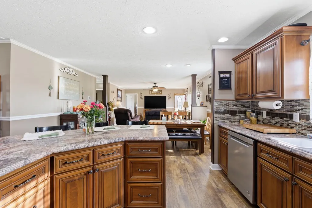 409 Pedro Pike Cynthiana KY 41031