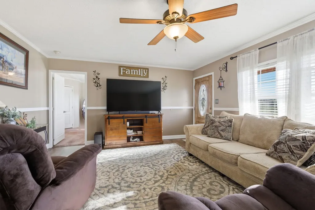 409 Pedro Pike Cynthiana KY 41031