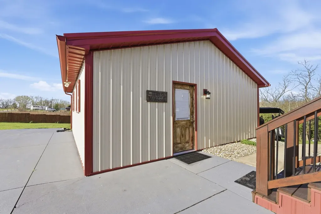 409 Pedro Pike Cynthiana KY 41031