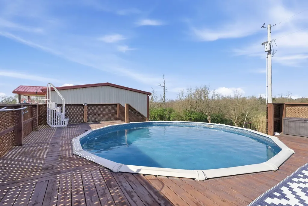409 Pedro Pike Cynthiana KY 41031