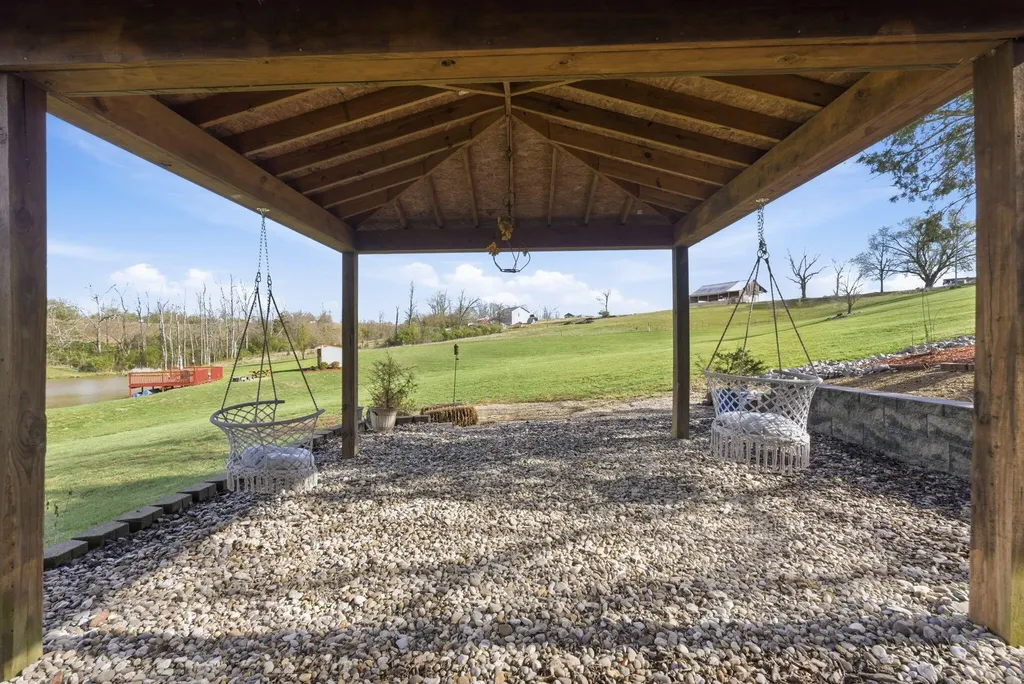409 Pedro Pike Cynthiana KY 41031