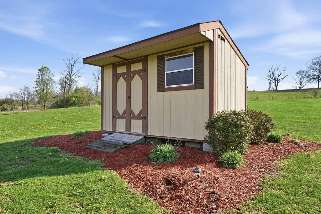 409 Pedro Pike Cynthiana KY 41031