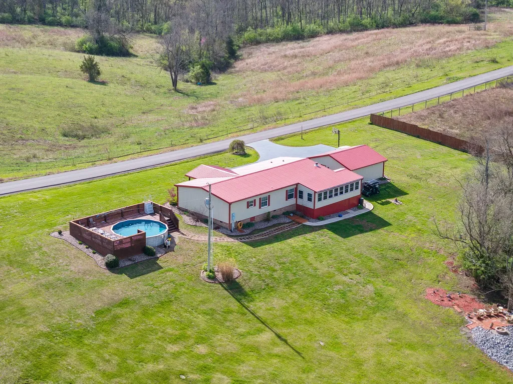 409 Pedro Pike Cynthiana KY 41031