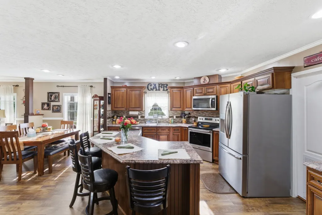 409 Pedro Pike Cynthiana KY 41031