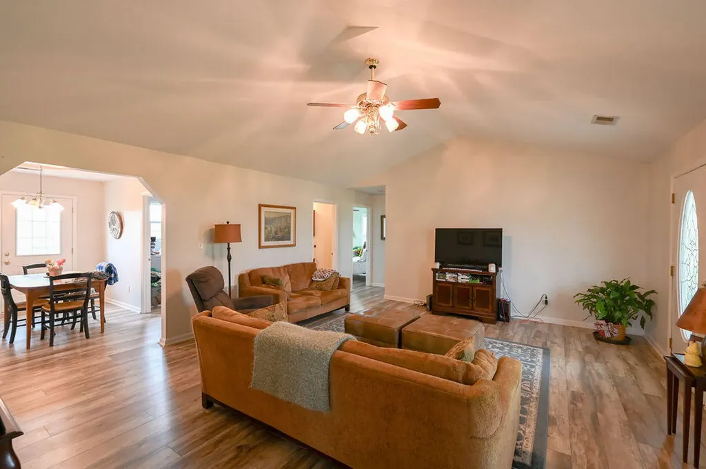 1657 Brassfield Road Richmond KY 40475