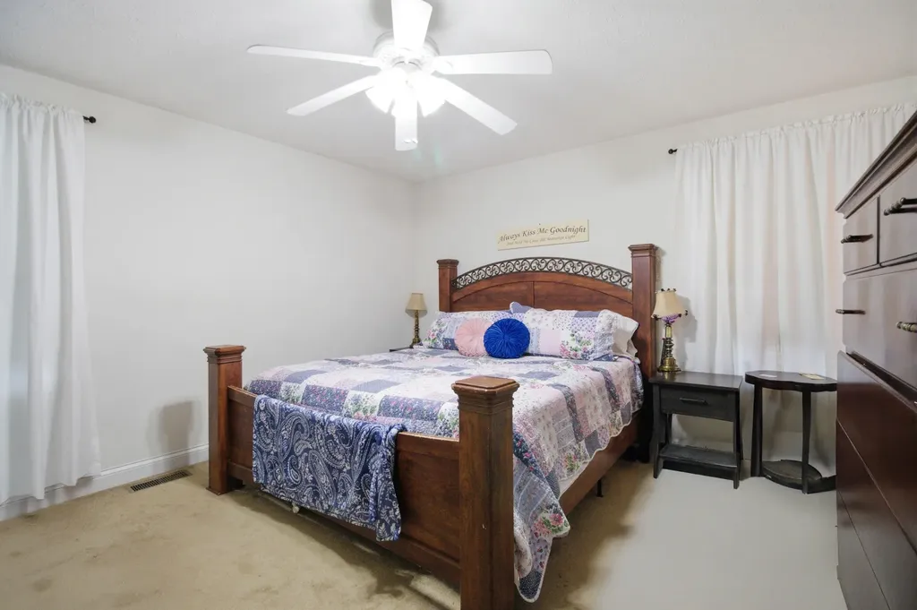 158 Pine Grove School Road London KY 40744