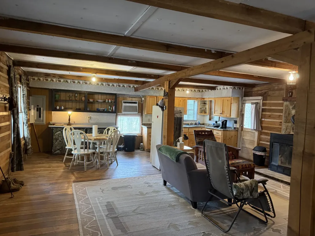 1906 Green Ford Road Monticello KY 42633