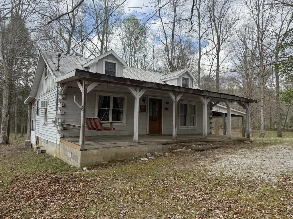 1906 Green Ford Road Monticello KY 42633