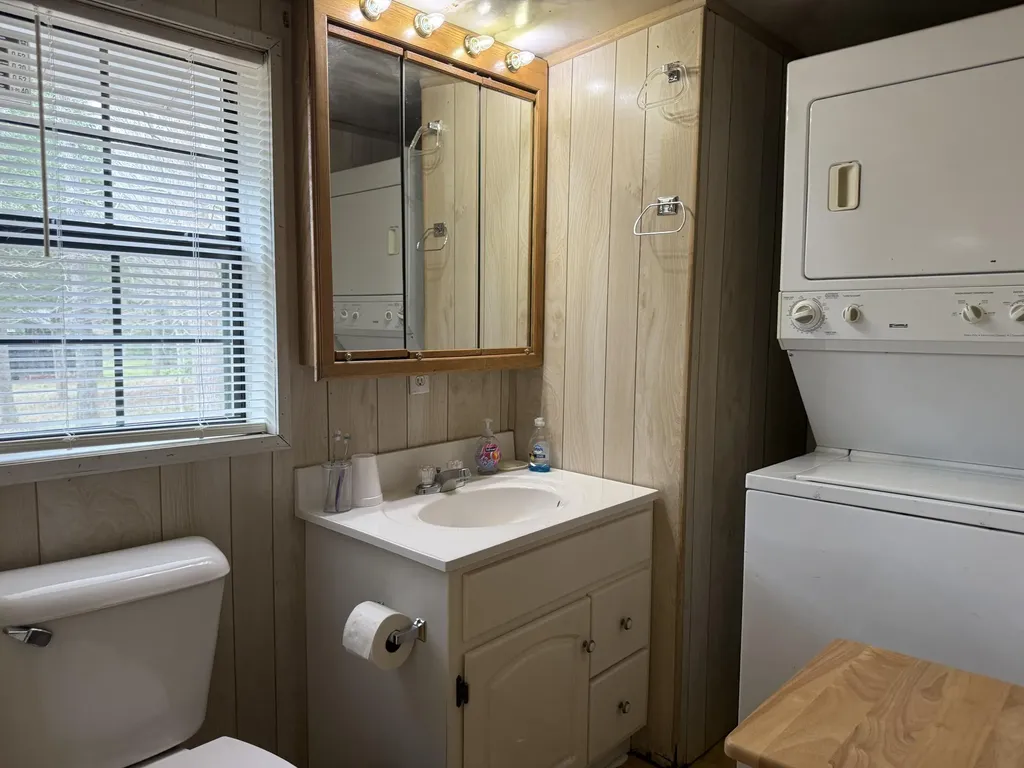 1906 Green Ford Road Monticello KY 42633