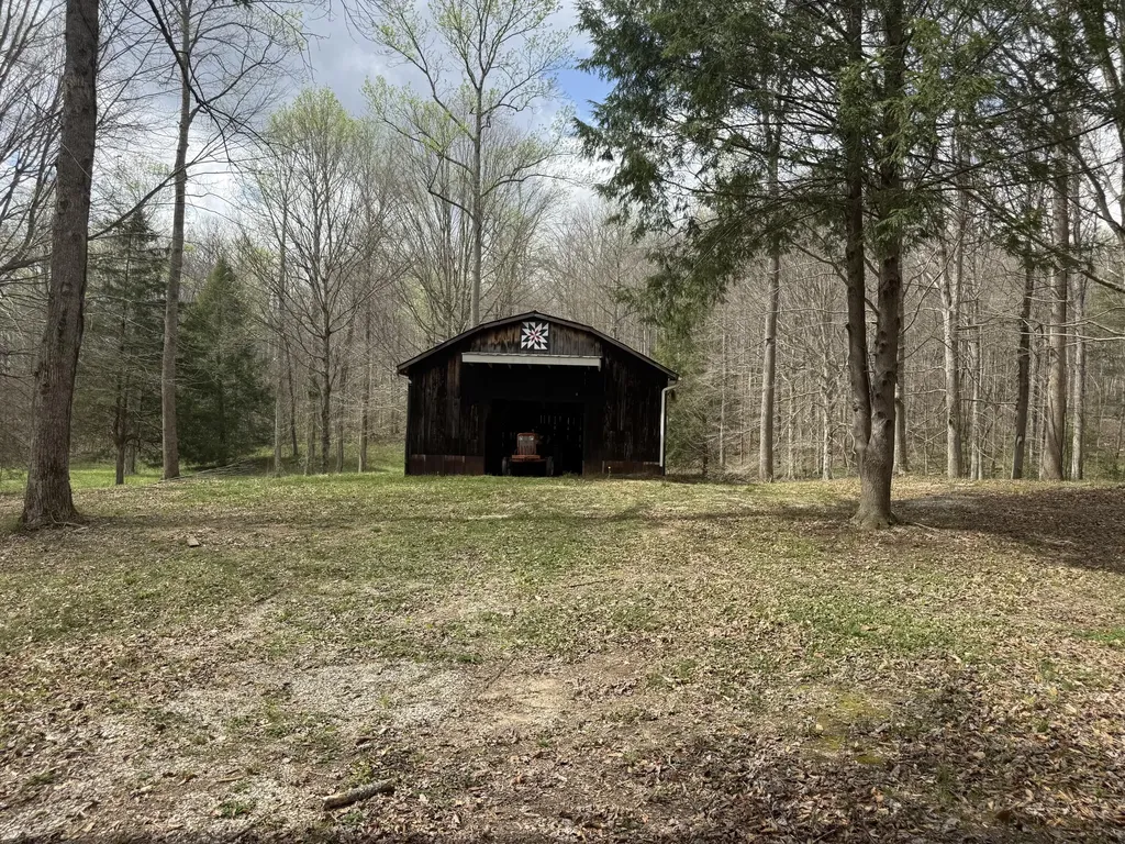 1906 Green Ford Road Monticello KY 42633