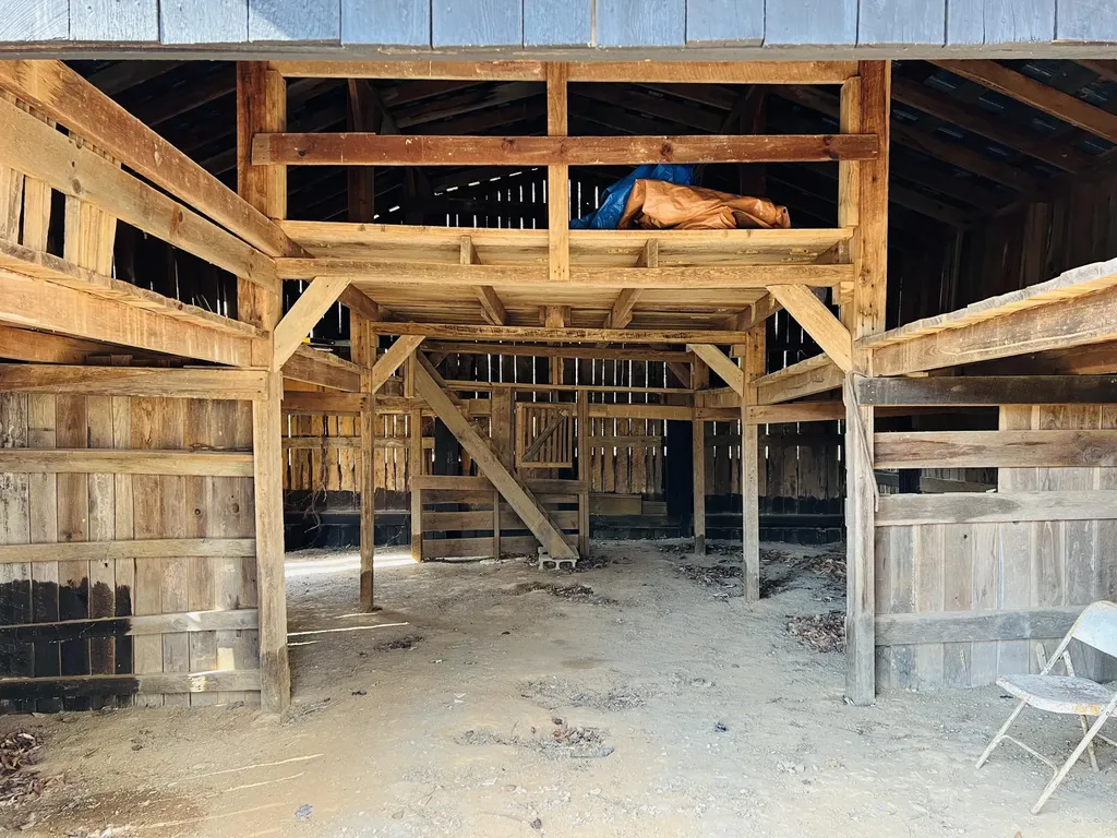 1906 Green Ford Road Monticello KY 42633