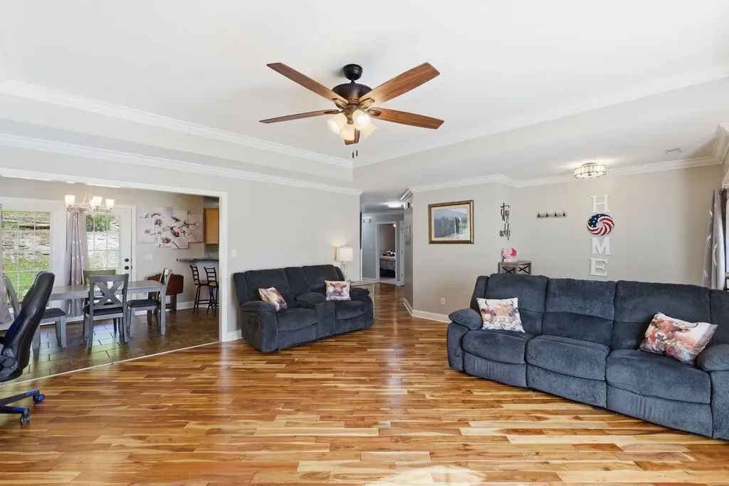 308 Oxford Circle Richmond KY 40475